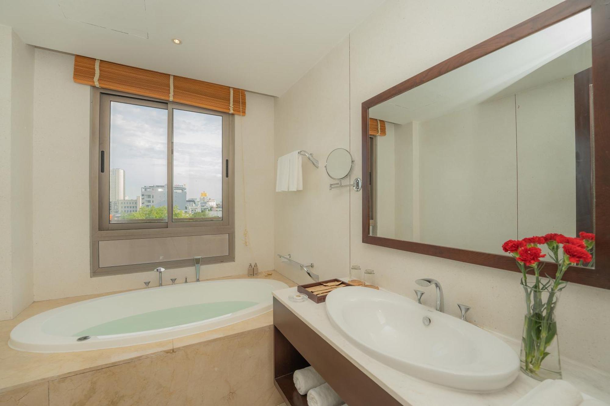 Dana Pearl Danang Hotel Экстерьер фото